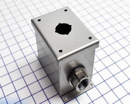 General Electric CR104PES11 Motor Control Part And Accessory Enclosures CR104P Series