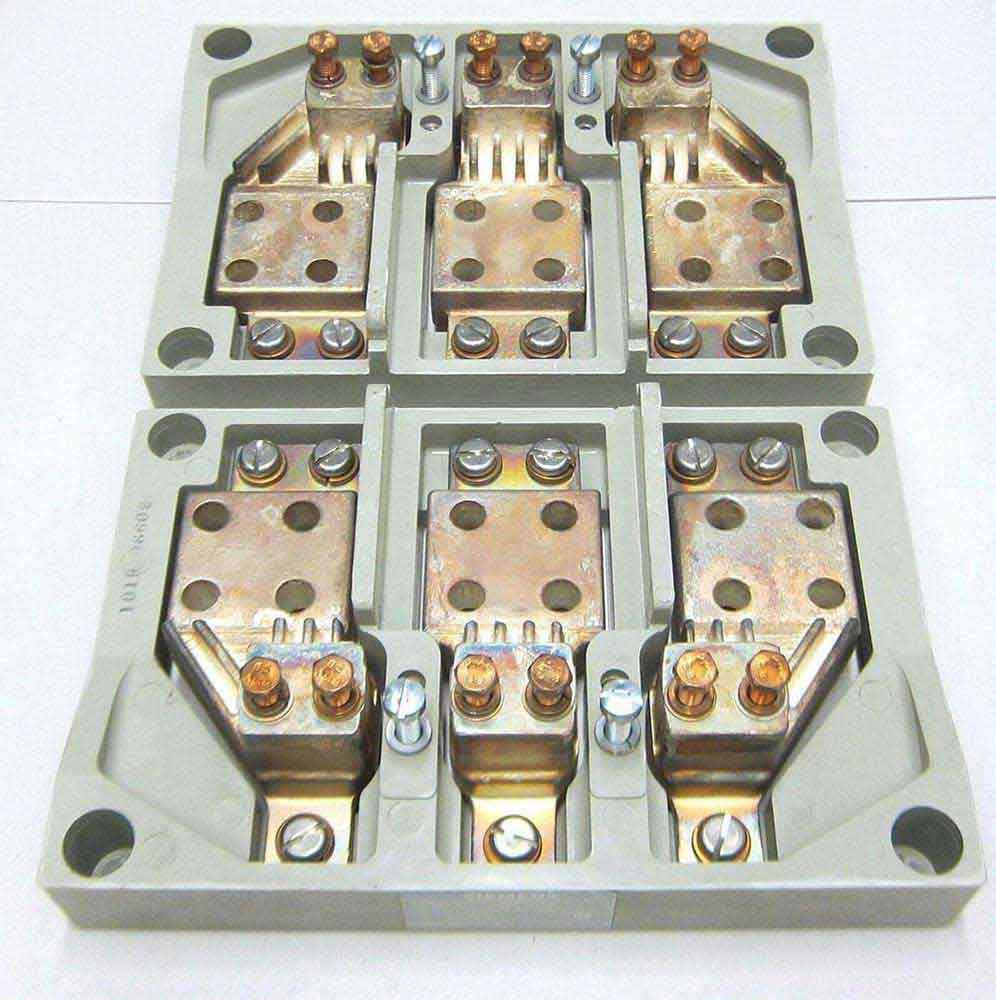 ITE MBR9302 Circuit Breaker Mounting Hardware | 600V 1200-2000A PD SPD RD Frame Sentron Series