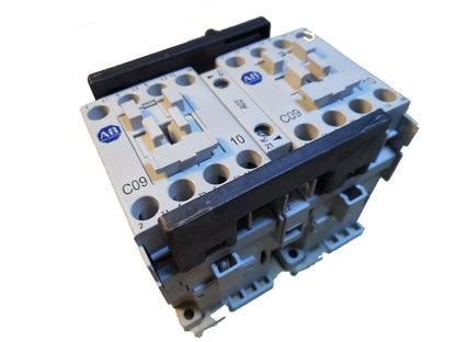 Allen-Bradley 104-C09D22 Contactor | 4 pole 3 phase 600V 9A 120V coil