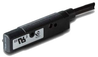 Cutler-Hammer 12155RL10 Tubular Photoelectric Sensor 18mm Light Operation OEM Prism Series