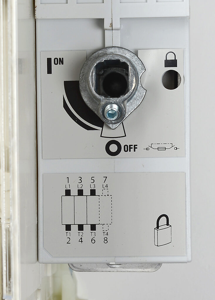 38513038 Switch