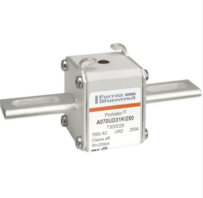 Mersen A070URD30TTI0200 Fuse | 700V 200A PSC Square Body