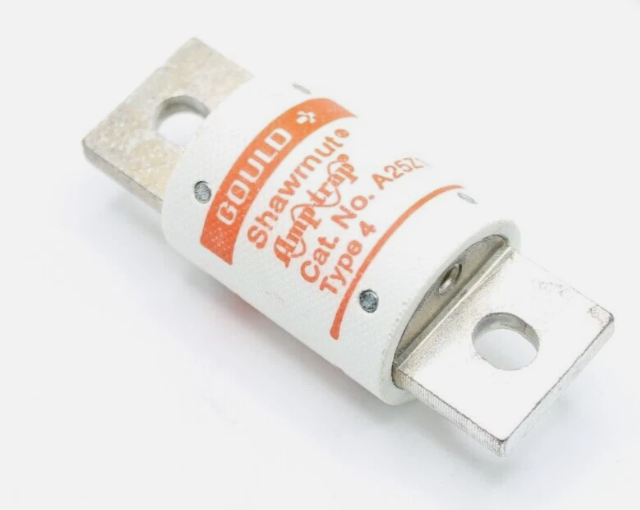 Ferraz Shawmut, Mersen A25Z100-4 Fuse | Amp-Trap 300V 100A
