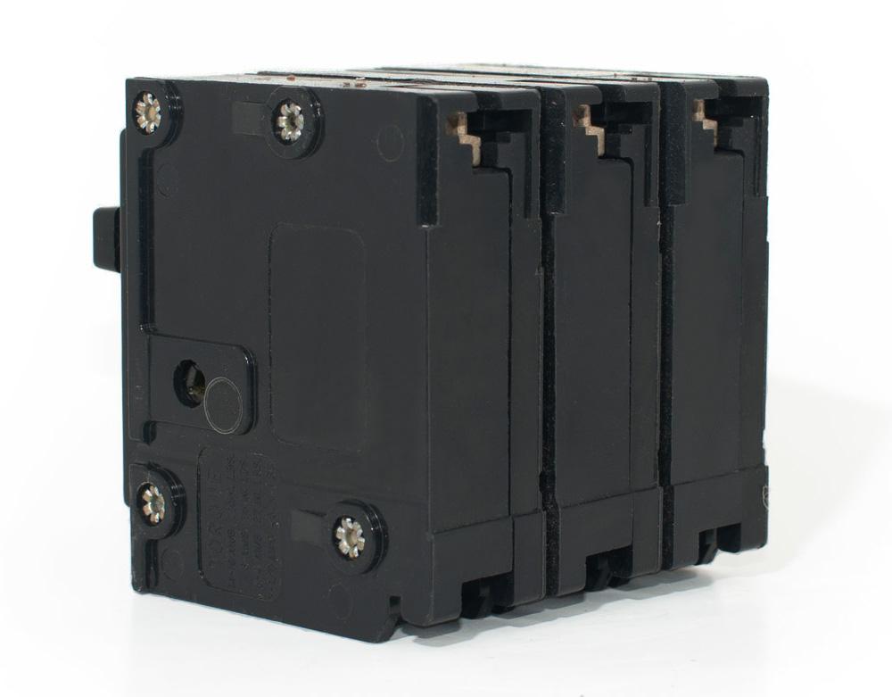 Hubbell BR390 Circuit Breaker Load Center | 8V 90A 3P 10kA@240V BR Series