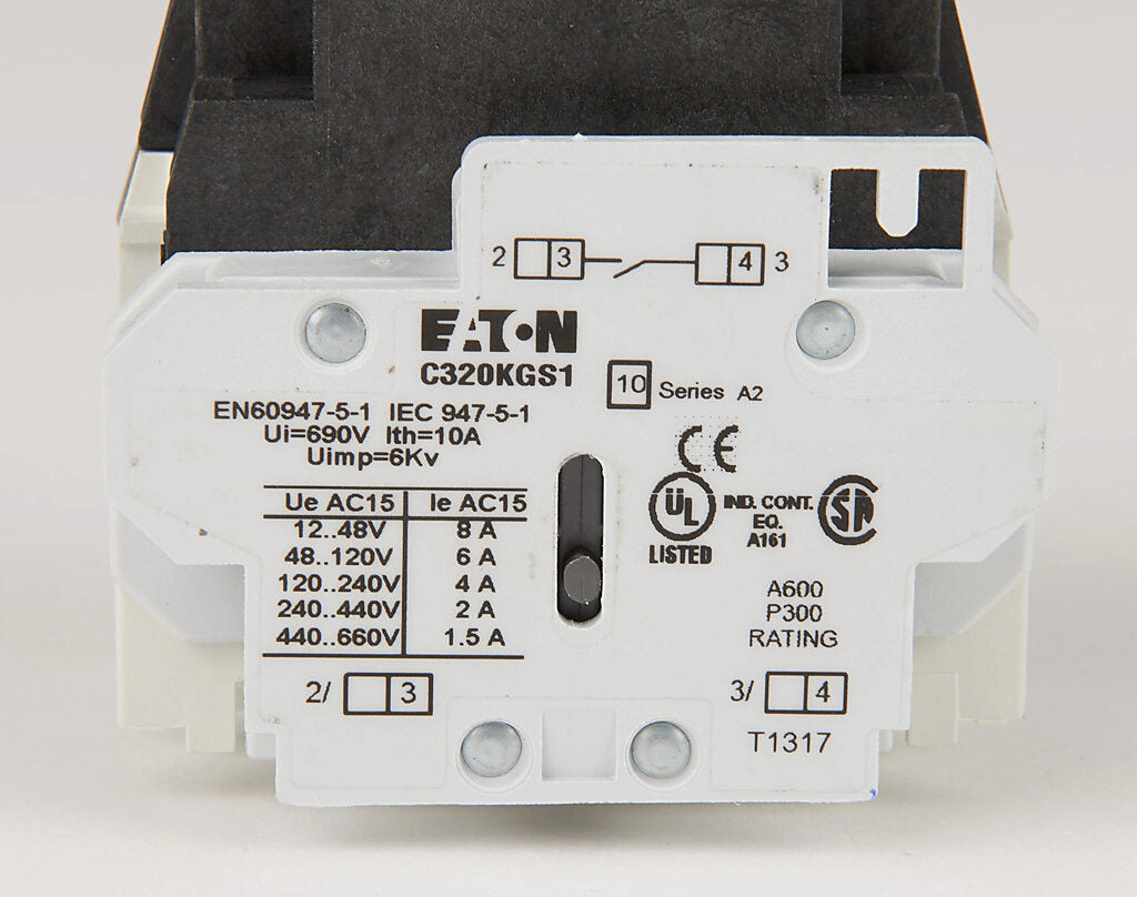 Cutler Hammer CE15ENS3BB Contactor 3 pole 3 phase 600V 25A 220V coil