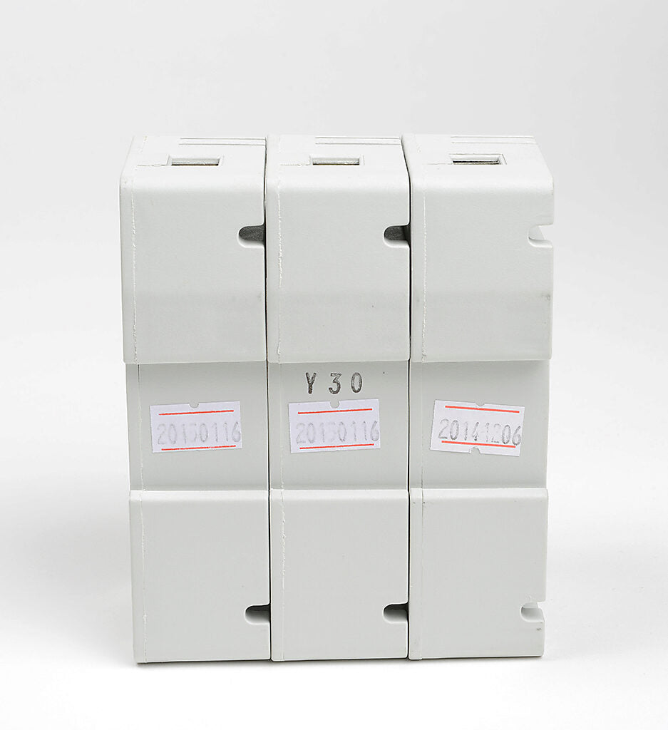 Bussmann CH30J3 Fuse Block | 600V 30A CH Series