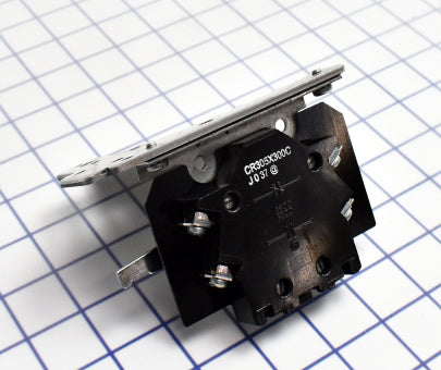 General Electric CR305X300C Contactor And Motor Starter Auxiliary | 600 AC/250 DC 1NO/1NC CR305