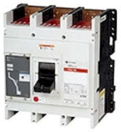Cutler Hammer CRD316T32W Circuit Breaker | 600V 1600A 3P 65kA@480V Bolt-On Series C