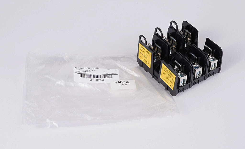 Bussmann JM60030-3CR Fuse Block 600V 30A