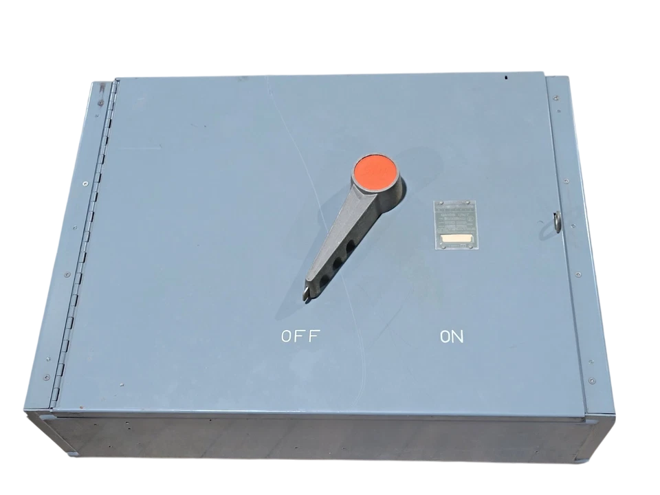 Federal Pacific QMQB4032V Panel Mount Switch | 240V 400A 3P 3Pole 200kA@240V QMQB Series
