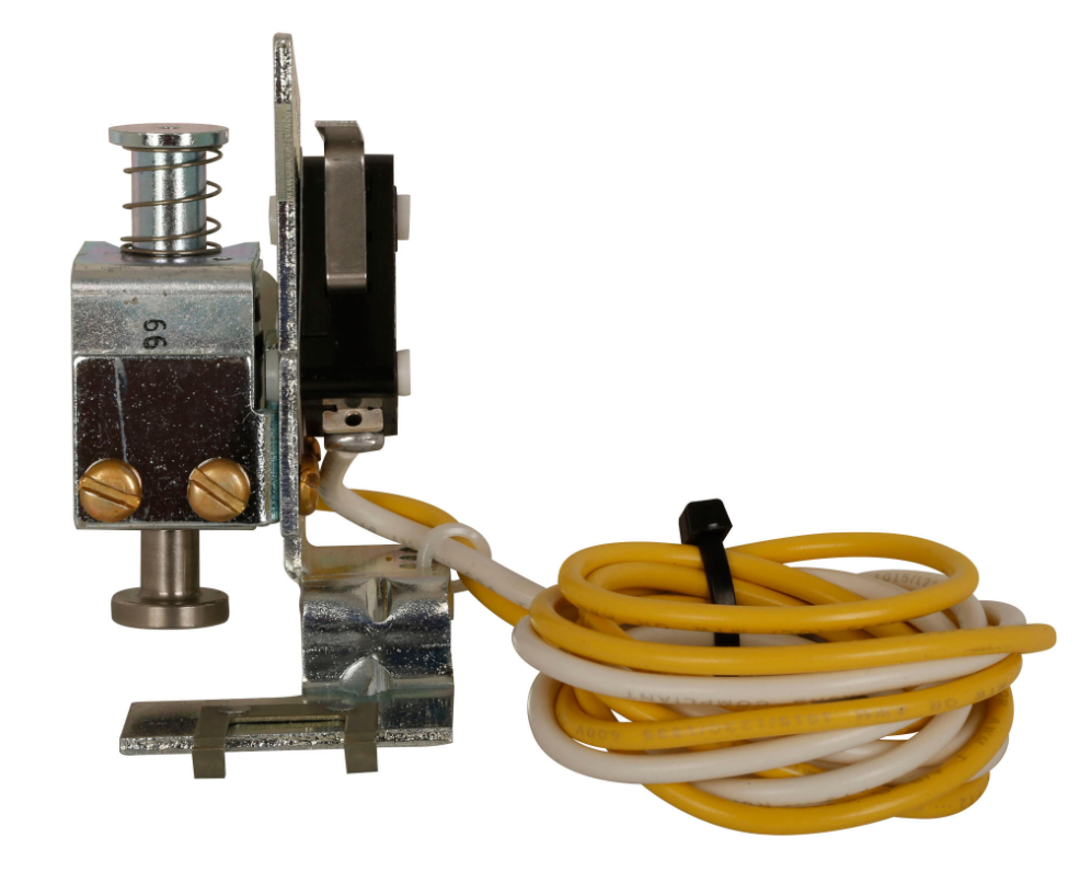 Cutler Hammer SNT6P03K Circuit Breaker Shunt Trip 24VDC Series G