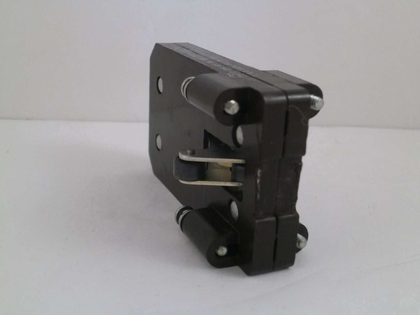 CUTLER HAMMER C321KM1/C321KM12 Mechanical interlock kit size 0-1-11/2 series A1 - Essential Electric Supply