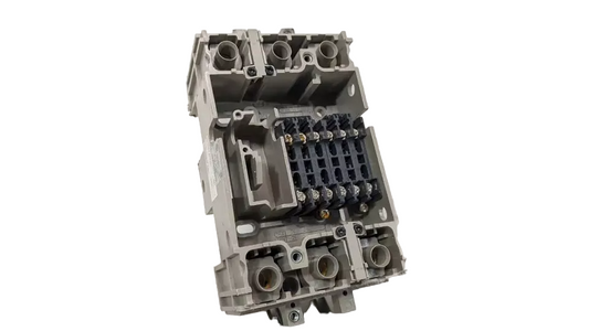 Schneider Electric 29279 Circuit Breaker Plug-In Base Compact NS