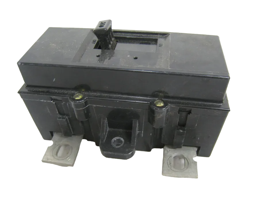 Square D QOM2150 Circuit Breaker | 240V 150A 2P 22kA@240V Bolt-On QOM Series