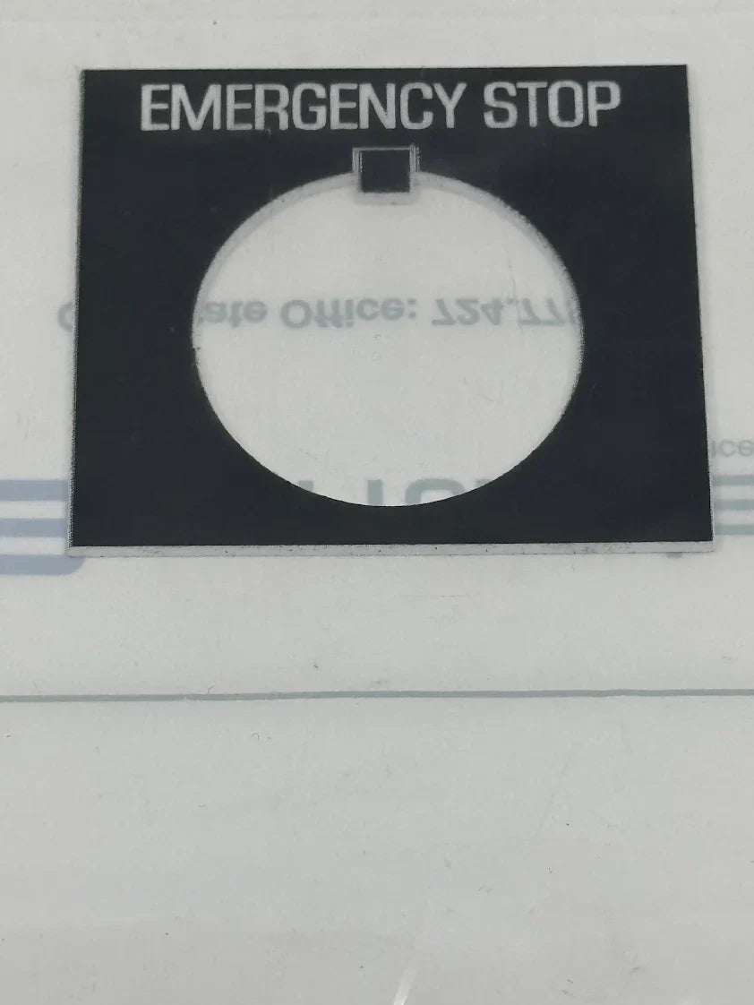 C3 LPS04 EMERGENCY STOP LEGEND PLAS SHRT